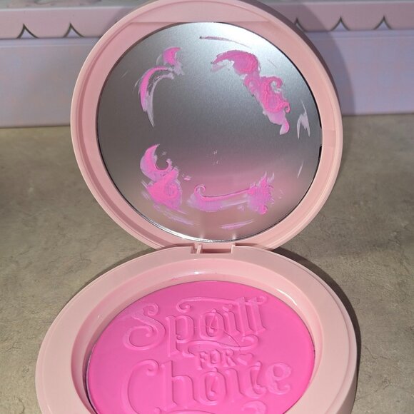 P.Louise Spoilt for Choice Cream Blush Tin w/3 Blushes - Picture 9 of 11